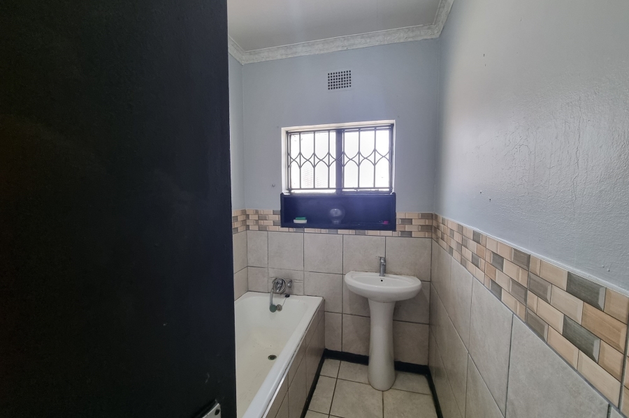 3 Bedroom Property for Sale in Stilfontein Ext 3 North West